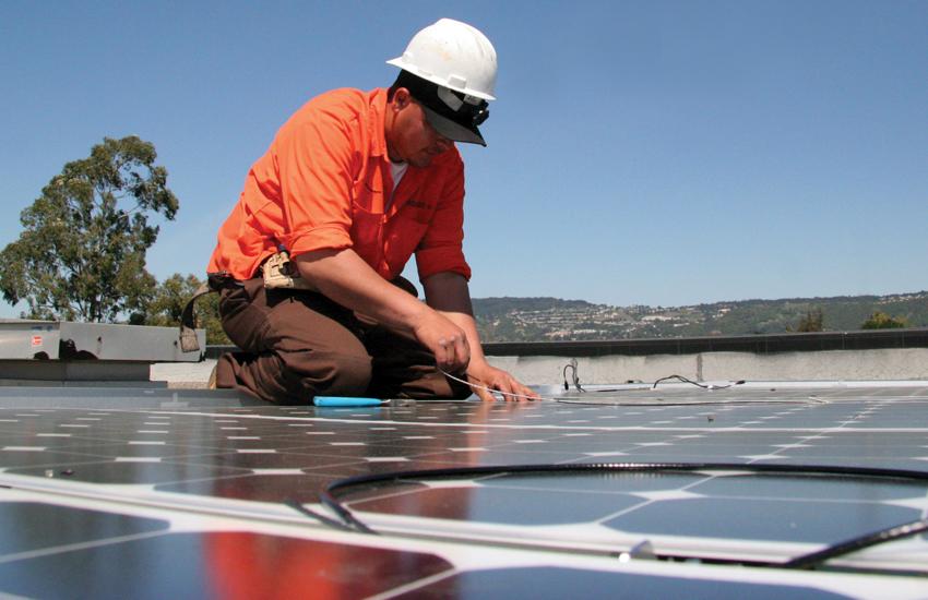 Solar installation at D4 960 x 640 pixels